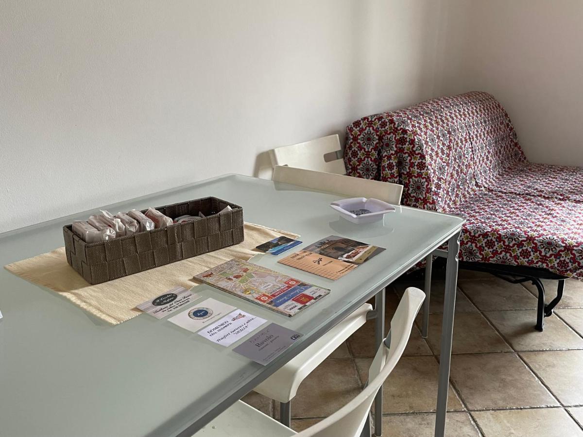 Baglio Judica Apartments Palermo Eksteriør billede